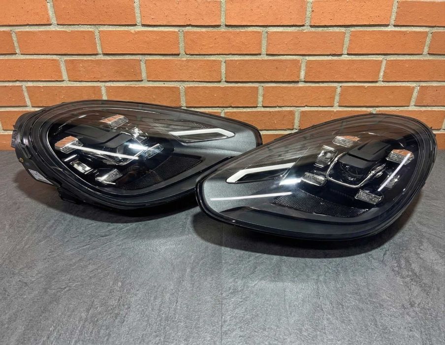 Фари передні Porsche Cayenne II 7P Фара права або ліва EU USA разборка