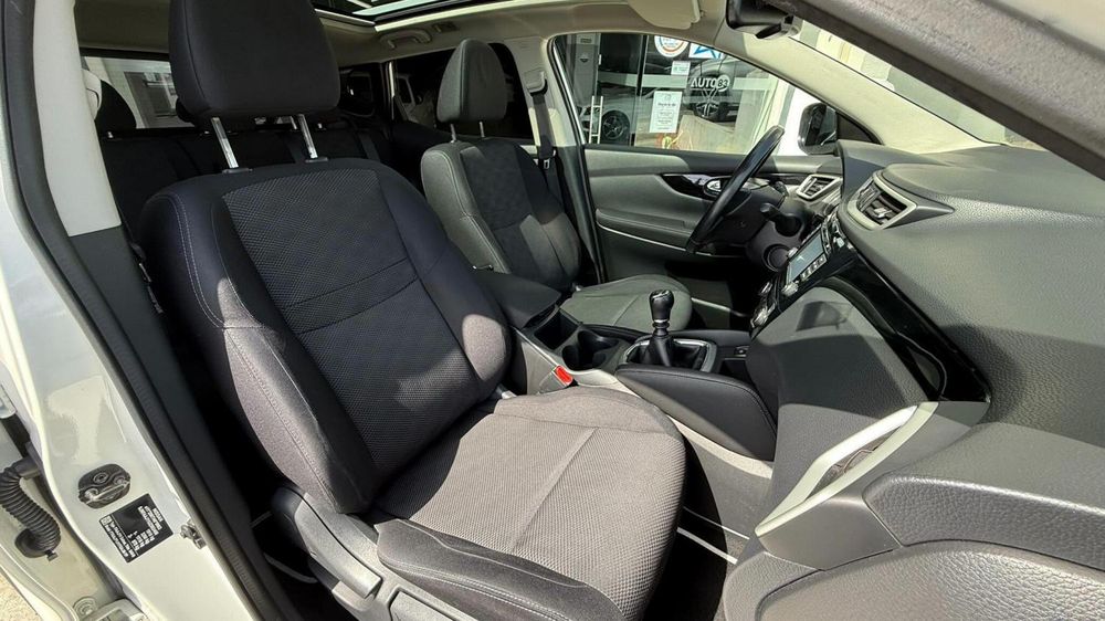 Nissan Qashqai 1.5 dCi N-Connecta 18