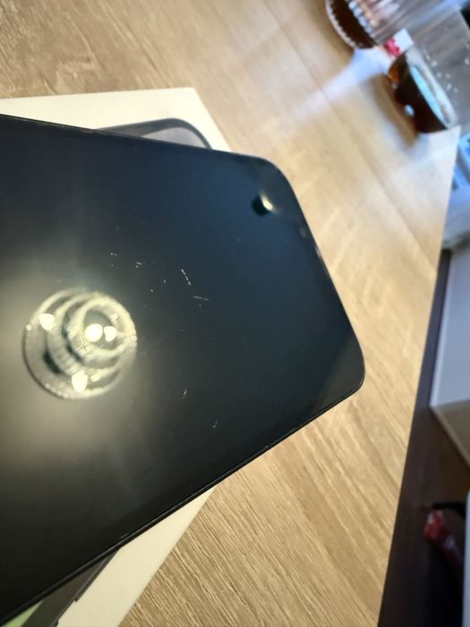 iPhone 14 - 128 GB + etui