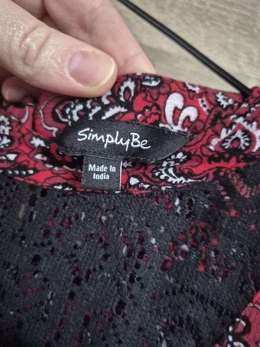 Sukienka Simply Be 42 czerwona boho koronka dekolt