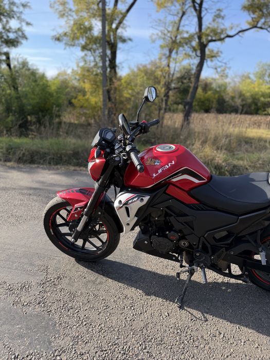 Мотоцикл Lifan sr220