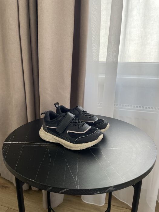 Кроссівки Zara б/у 25 р (15,5 см)
