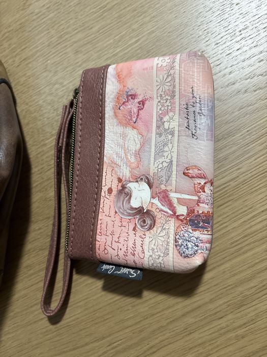 Mochila e carteira