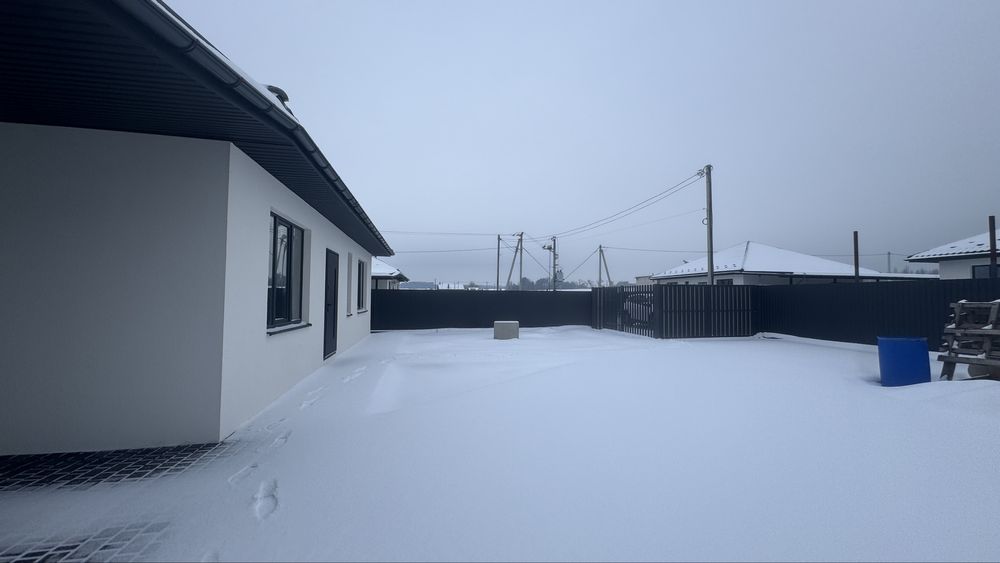 Окремий Будинок з терасою на 5 сотках