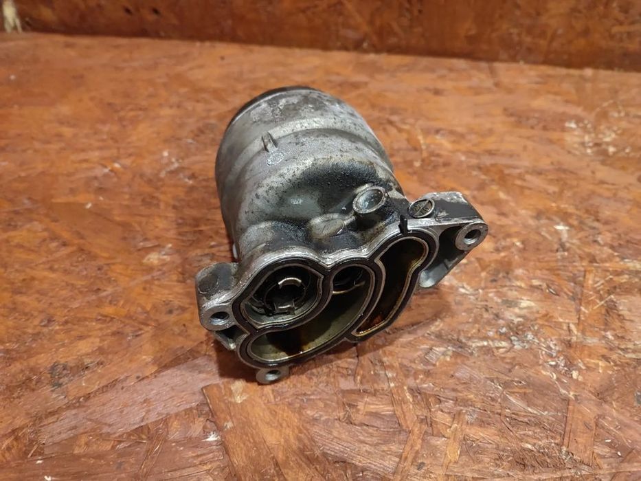 bmw e81 / e87 / e90 / e91 / e92 / e90lci oryginalna obudowa filtra ole