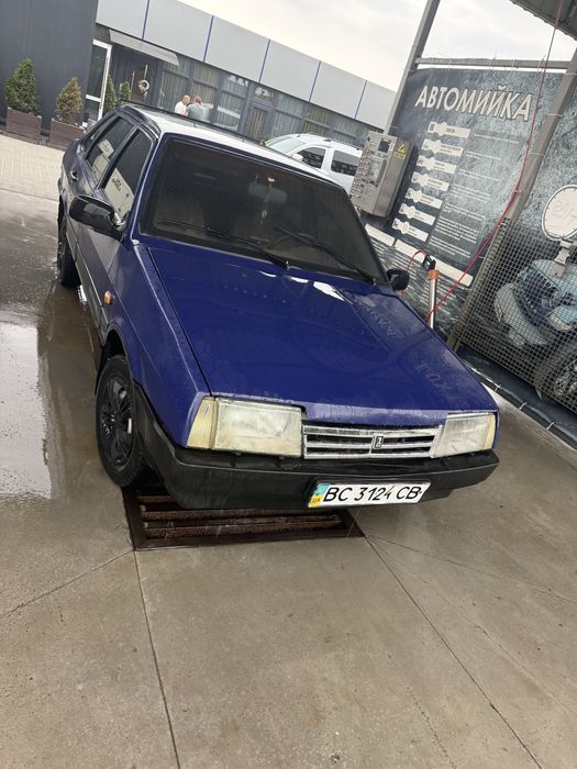 Продам ваз 21099