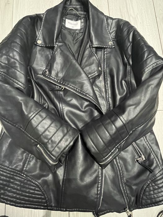 Piękna, ciepła Ramoneska