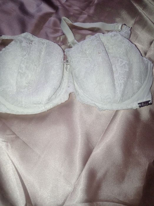 Biustonosz Ava stanik 70E