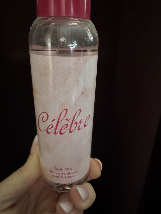 Młgiełka Celebre Avon