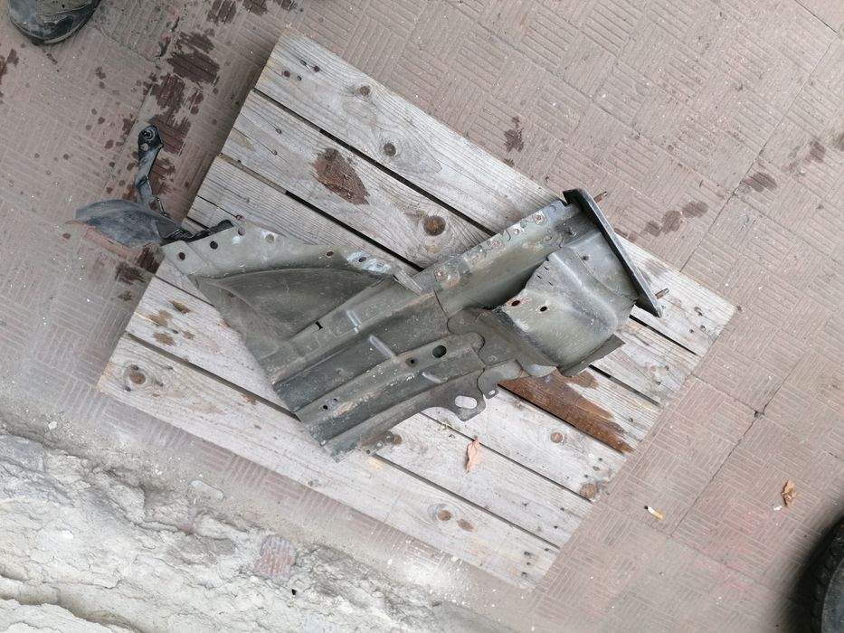 Ford edge prawa podłużnica