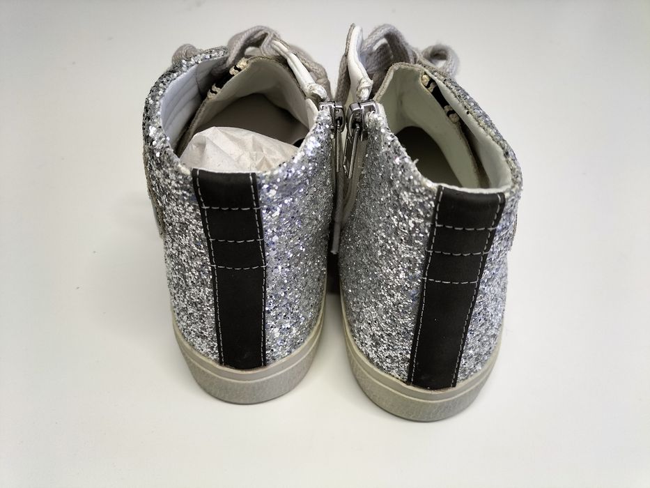 Sapatilha bota com estilo