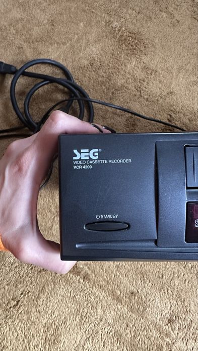 Відеомагнітофон SEG VCR-4200