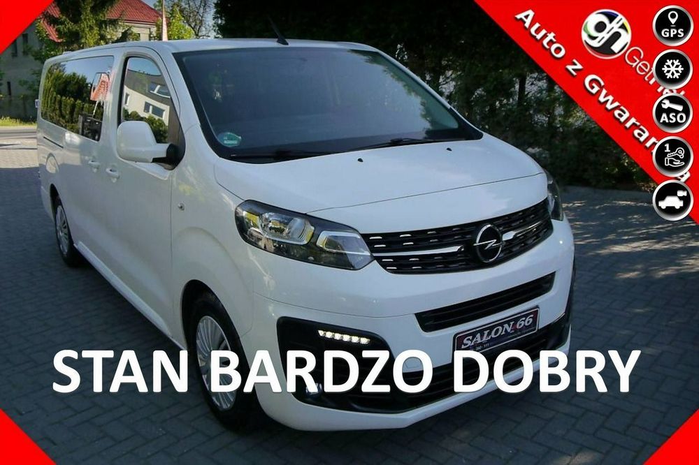 Opel Zafira Długi 9os Navi Led Stan b.dobry bezwypadkowy z Niemiec Gwarancja 12mc