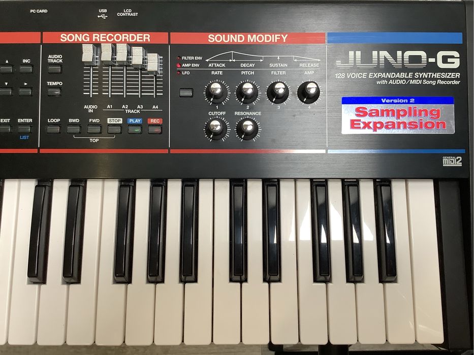 Roland Juno G 128 voice мульті тембральна станція, синтезатор +512mb