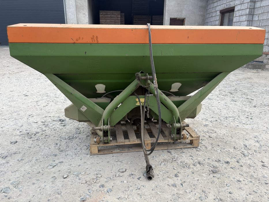 Rozsiewacz Amazone ZA-U 1501