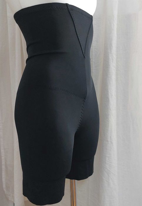 spodenki modelujące Intimissimi s