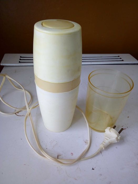 Електроміксер Еліта