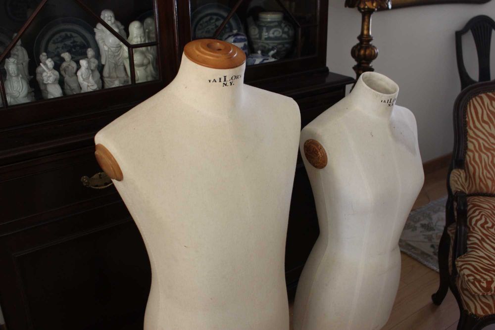 Antigo par de Manequins Taylor"s NY. Preço 90 e 80€