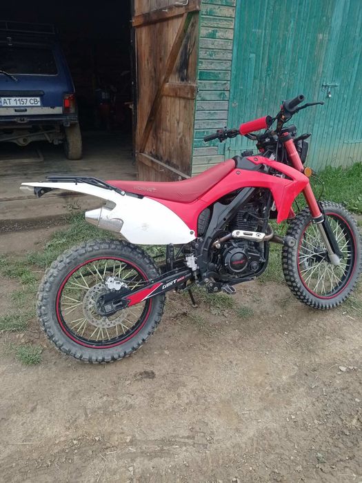 Продам Хорнет Дакар 250