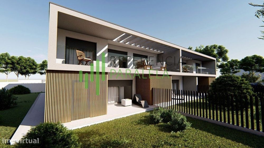 Apartamento T1 Moderno com Logradouro e Garagem em Vila Nova de Anh...
