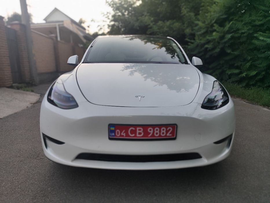 Tesla Model Y 21 р. 82 кВ. Київ