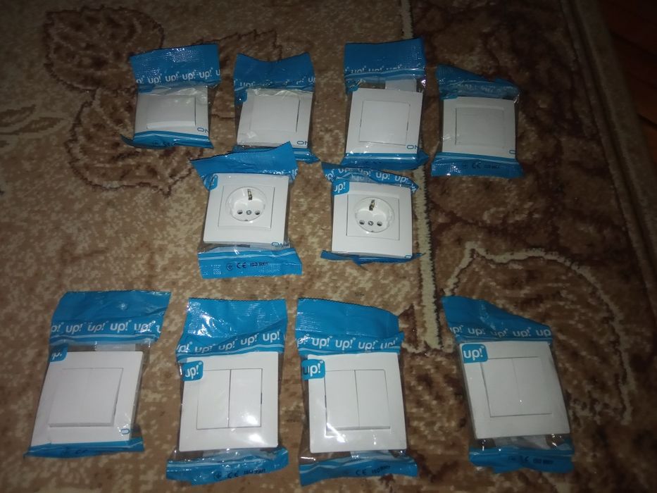 Терміново продам вимикачі  UP (одинарні, двійні), розетки UP