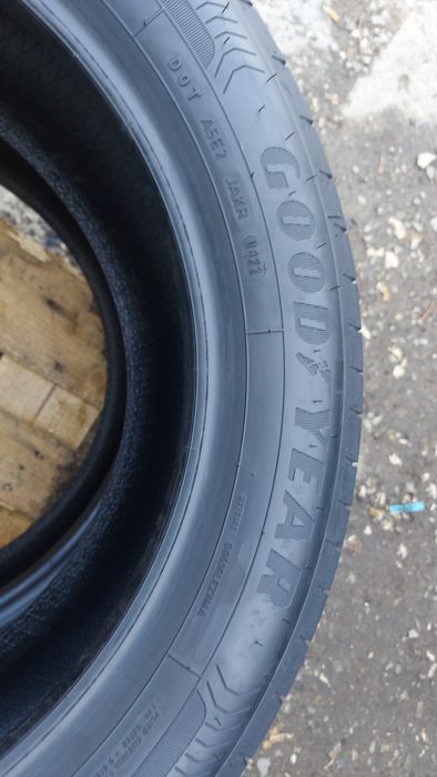 215 55 18 goodyear  EfficientGrip