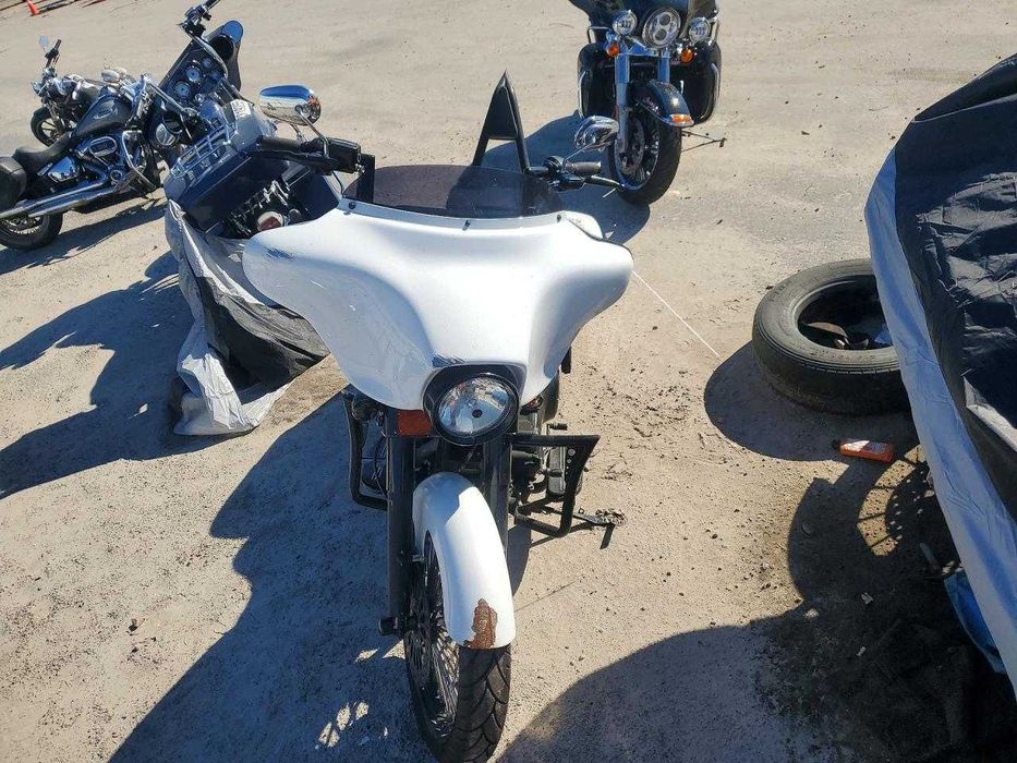 Harley-Davidson FLHX Street Glide