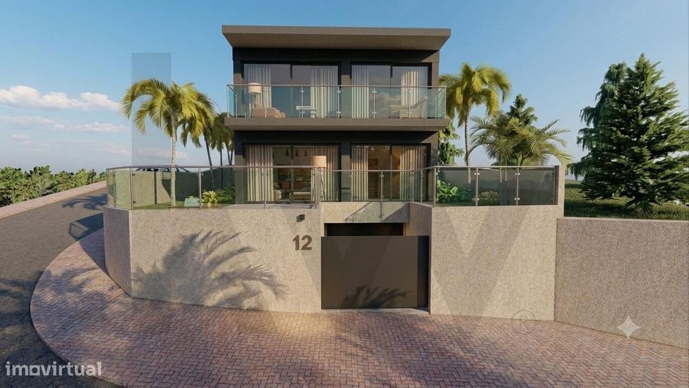 Moradia T3+1 "Chave Na Mão" Com Vista Mar E Cidade De Machico!
