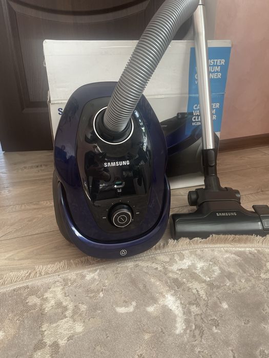 Пилосос самсунг новий