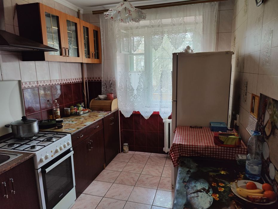 Здаю кімнату в квартирі для 1 хлопця чи дівчини вул. Наукова