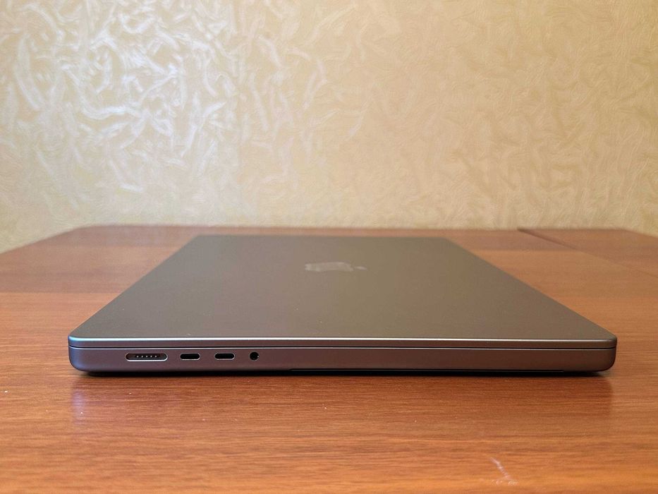 Macbook Pro 16 M1 PRO 32 512