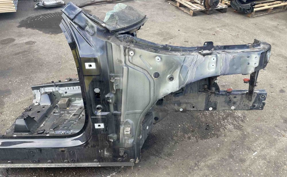 BMW X7 G07 четверть крило  разборка бу запчастини шрот