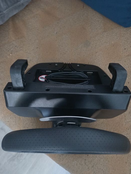 Logitech G29 + pedały + shifter – PS4 / PS5 / PC