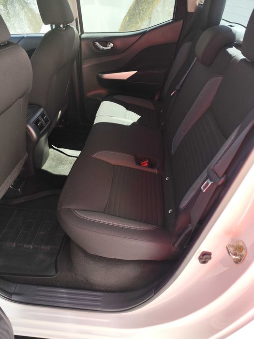 Nissan Navara 2019 .