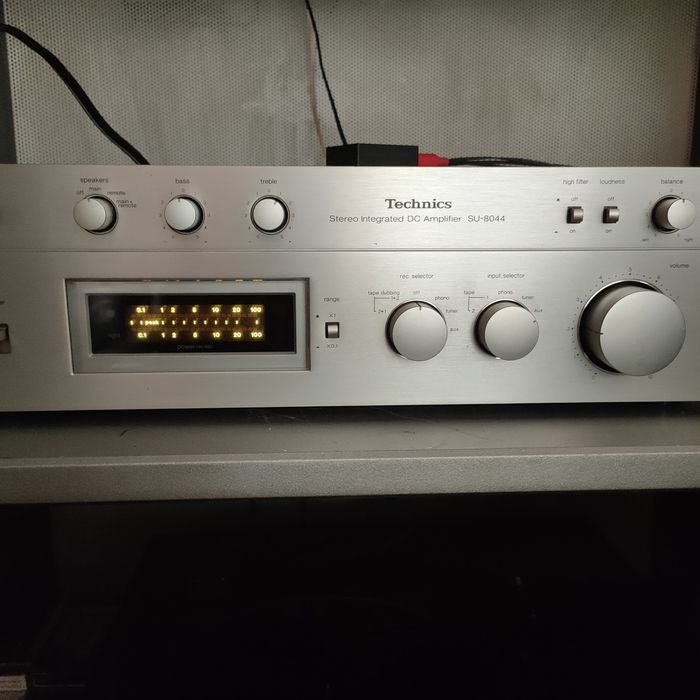 Wzmacniacz Technics Su 8044