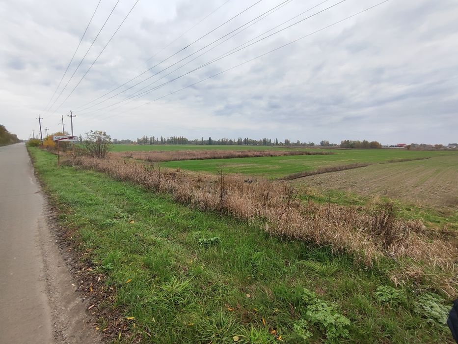 Продаж ділянки 20 с. на початку с.Сеньківка