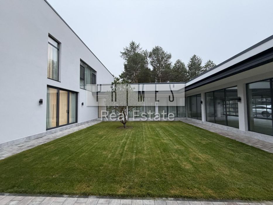 Продаж будинка 1200м2 КМ Riviera Village перша лінія води