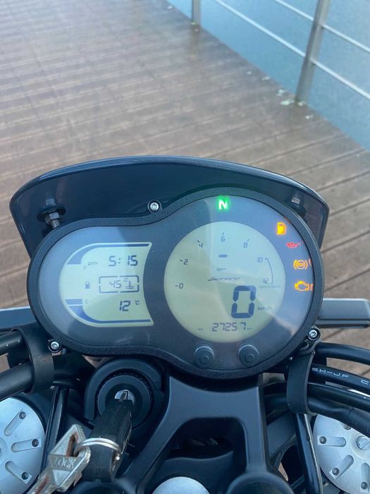 Benelli Leoncino 500