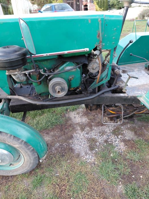 Sprzedam traktor Sam