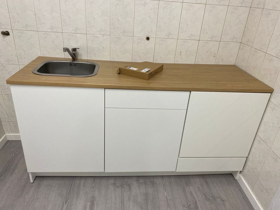 Bancada cozinha com tampo