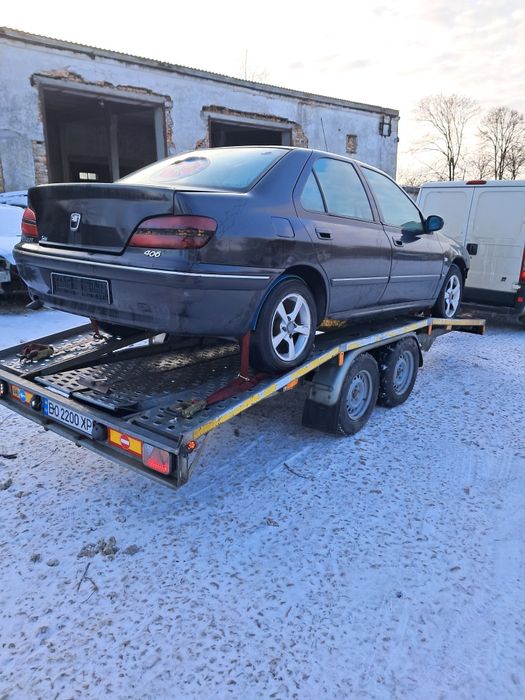 Розбираю двигун кпп двері ебу приборка фара стійка ричаг підрамник  пе