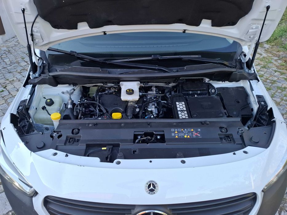 Mercedes-Benz Citan 110 CDi/27 3 LUGARES APENAS 40 MIL KMS NACIONAL DE 2023/12 ( COM IVA DEDUTIVEL INCLUIDO)