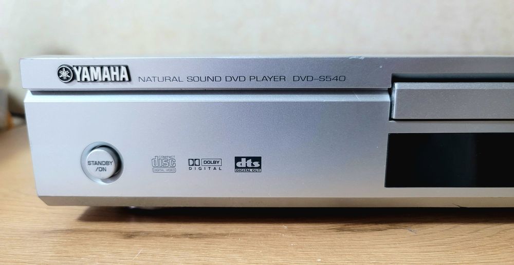 Cd/DVD Плеер Yamaha DVD S540