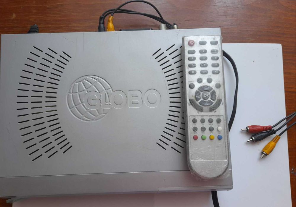 Продаю супутниковий ТВ тюнер ресивер Globo  7010А,  Б/У