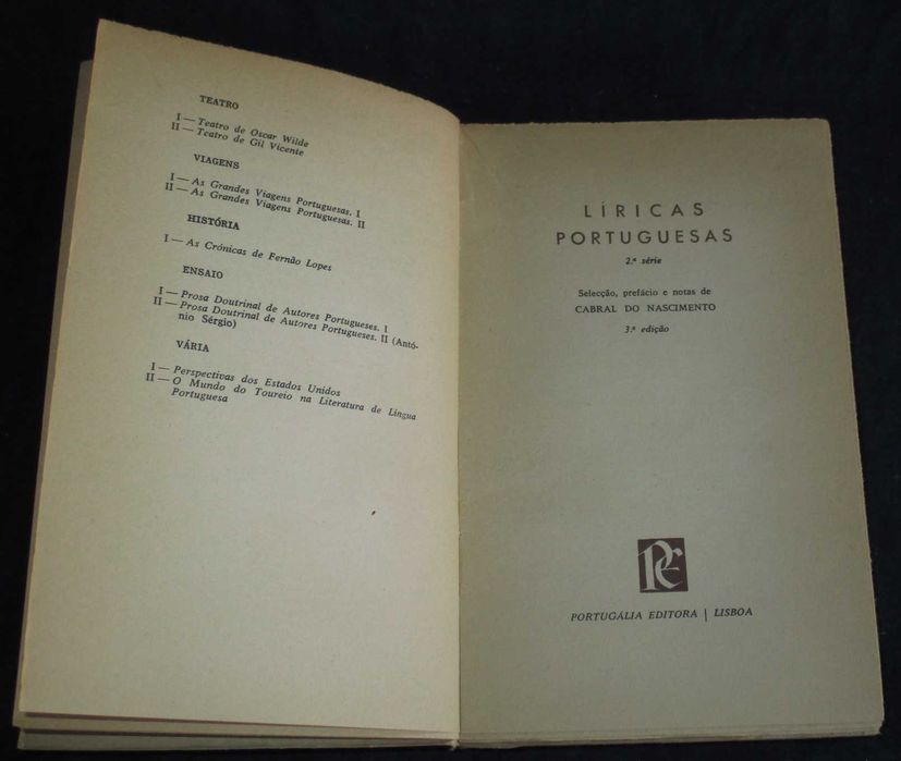 Livro Líricas Portuguesas 2ª Série Antologias Universais
