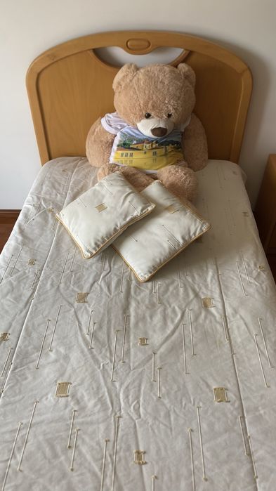 Cama sem colchao 1,30x2,10m