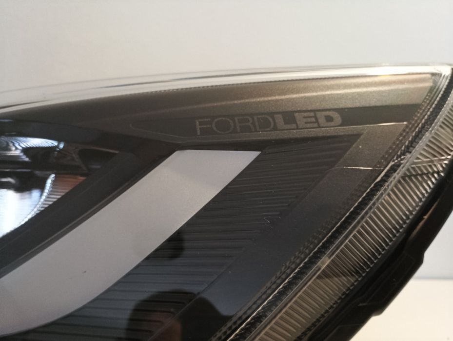 Lampa Lewy przód Ford Focus mk4 Ful Led