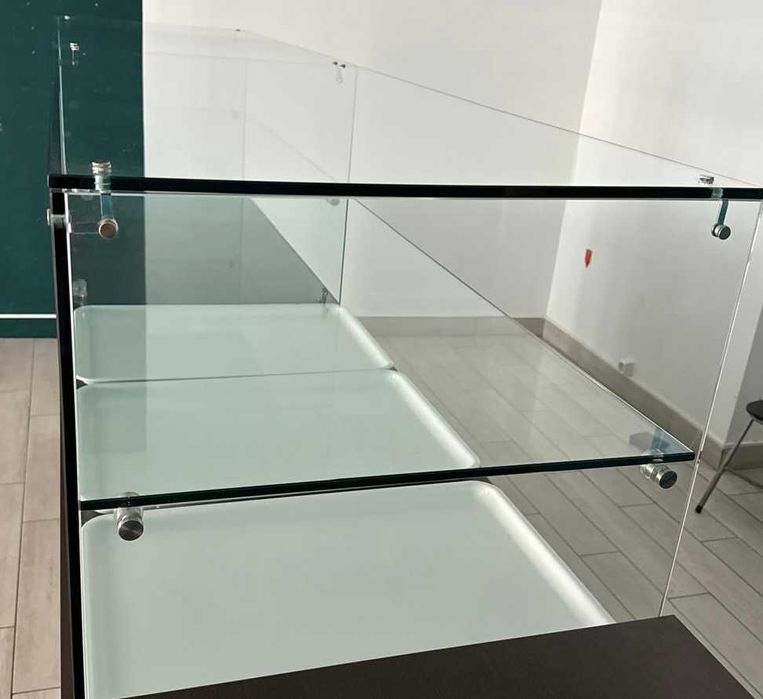 Vitrine moderna para negócio