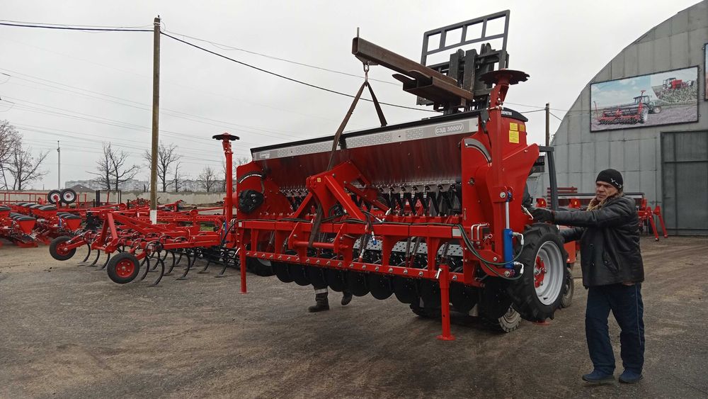 Сівалка зернова СЗ навісна 3м. під МТЗ ЮМЗ сівник